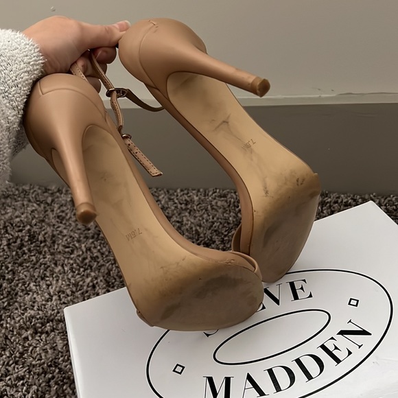 Steve Madden Stacy Heels - Picture 5 of 5